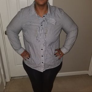 White and black shirt with necktie